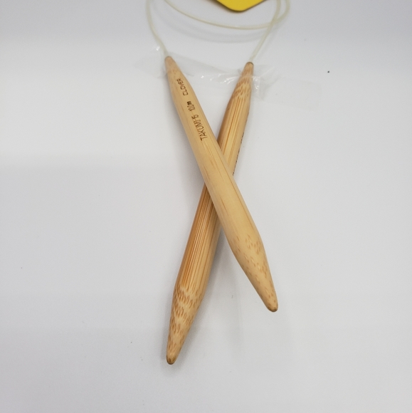 Takumi Clover circular Bamboo knitting needles. - Picture 4 of 5